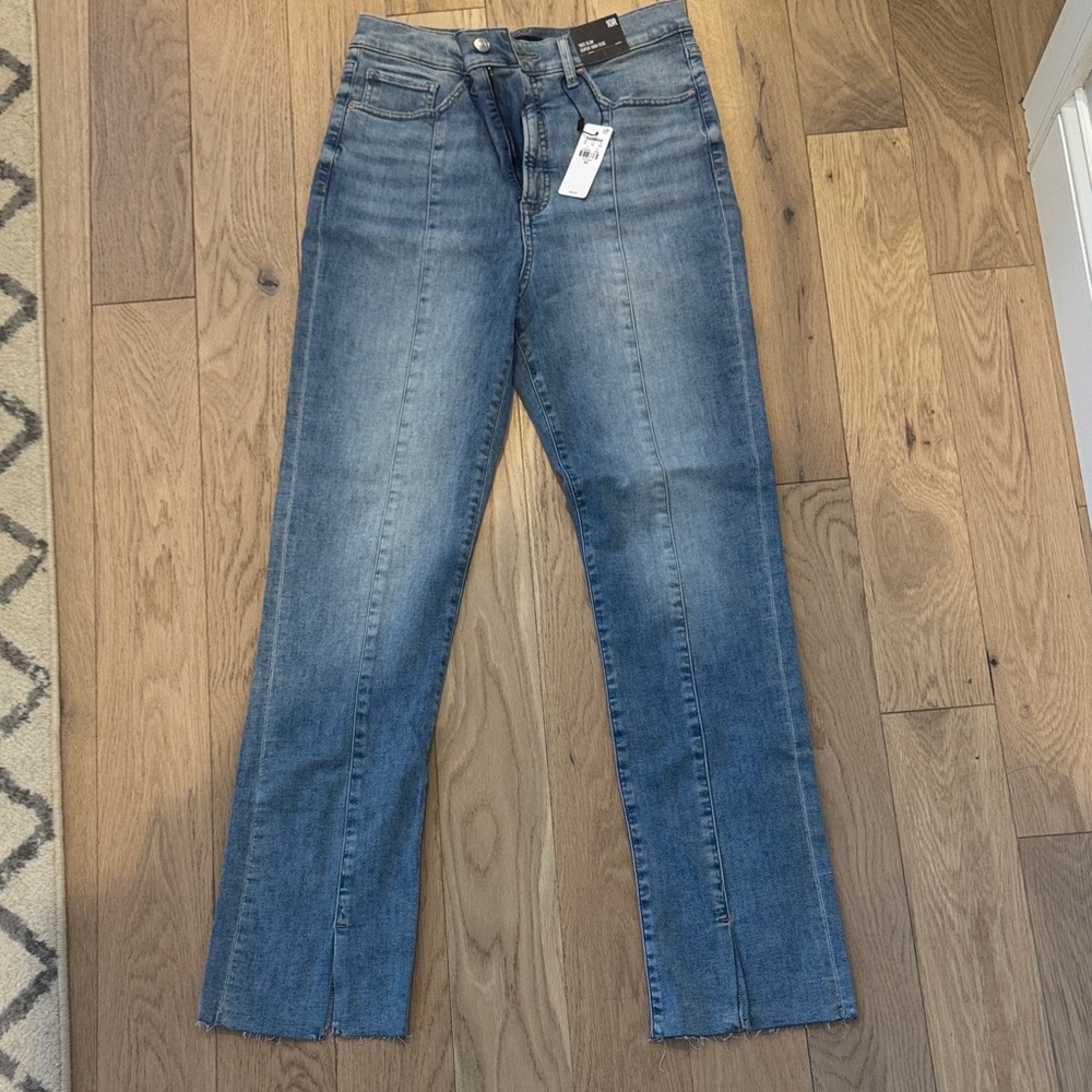 Express Women's Straight Leg Jeans in Medium Blue Wash
